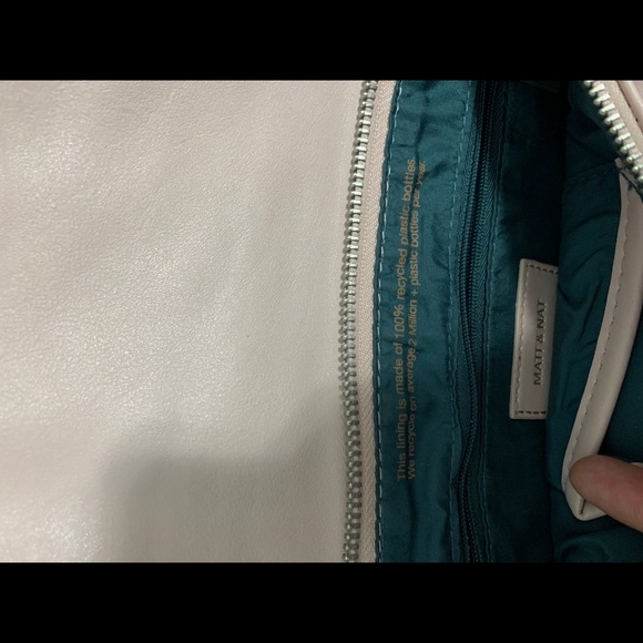 Matt and Nat nude/blush crossbody bag - Picture 4 of 5